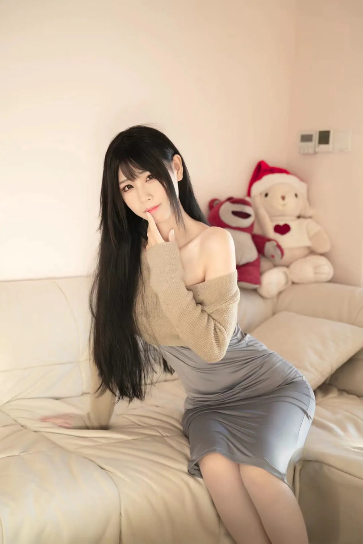 十万口草莓粥粥(B站) – 舰长图包合集&视频[24套-2025.4]